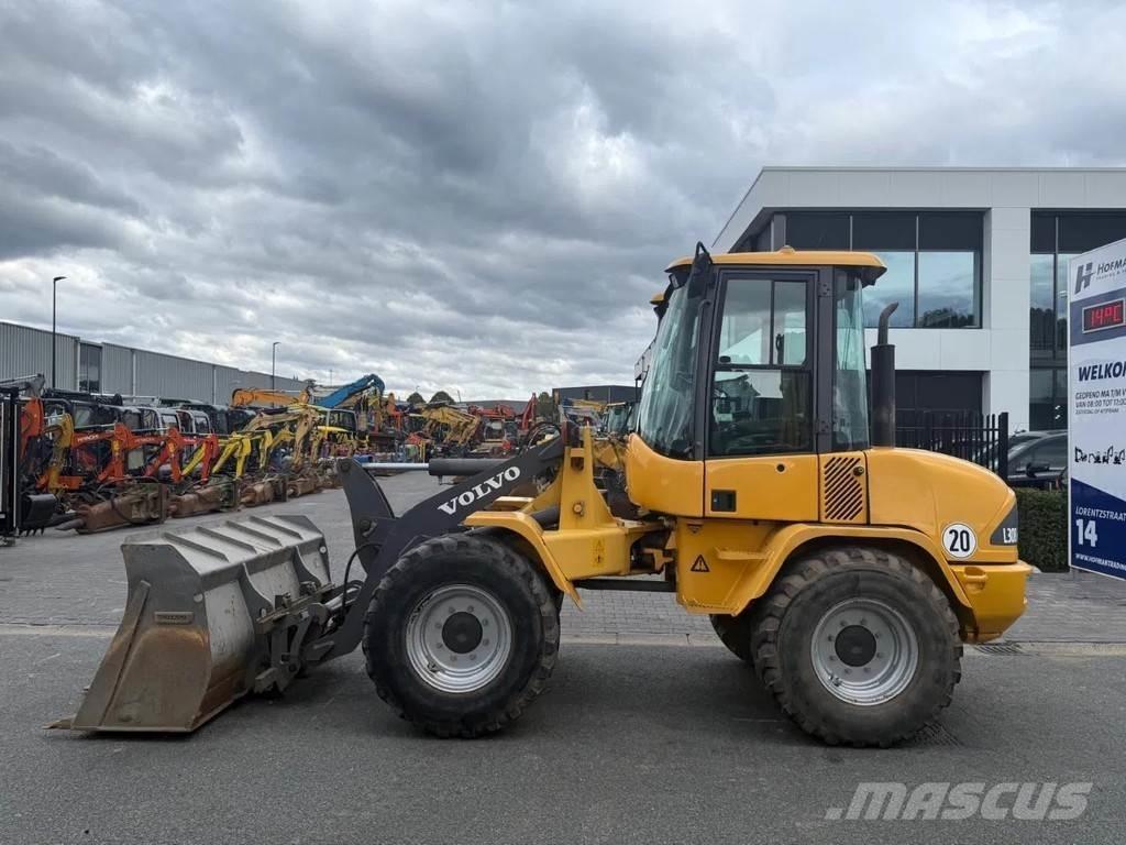 Volvo L30B Wielladers