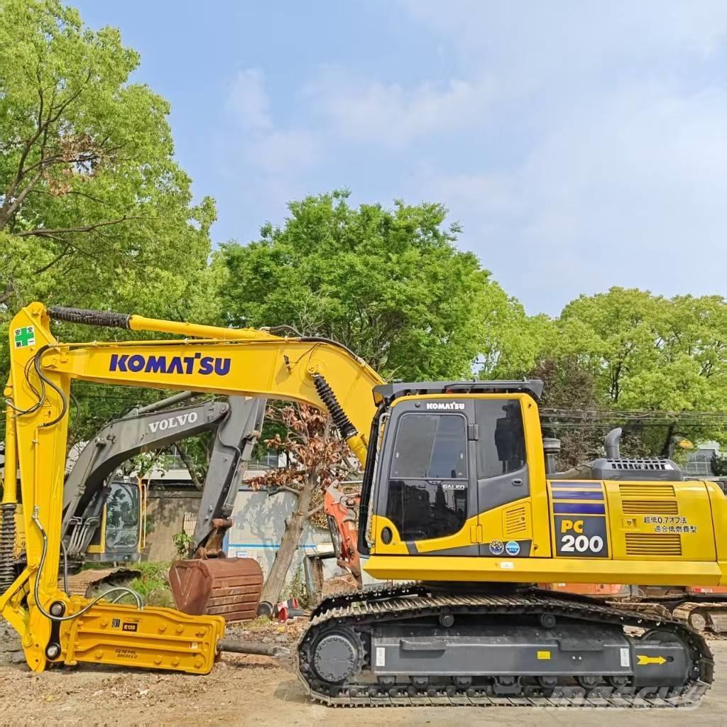 Komatsu PC 200-8 Rupsgraafmachines