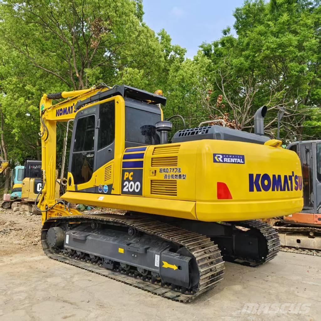 Komatsu PC 200-8 Rupsgraafmachines