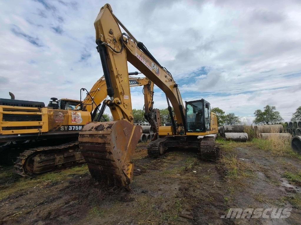 CAT 374 Rupsgraafmachines