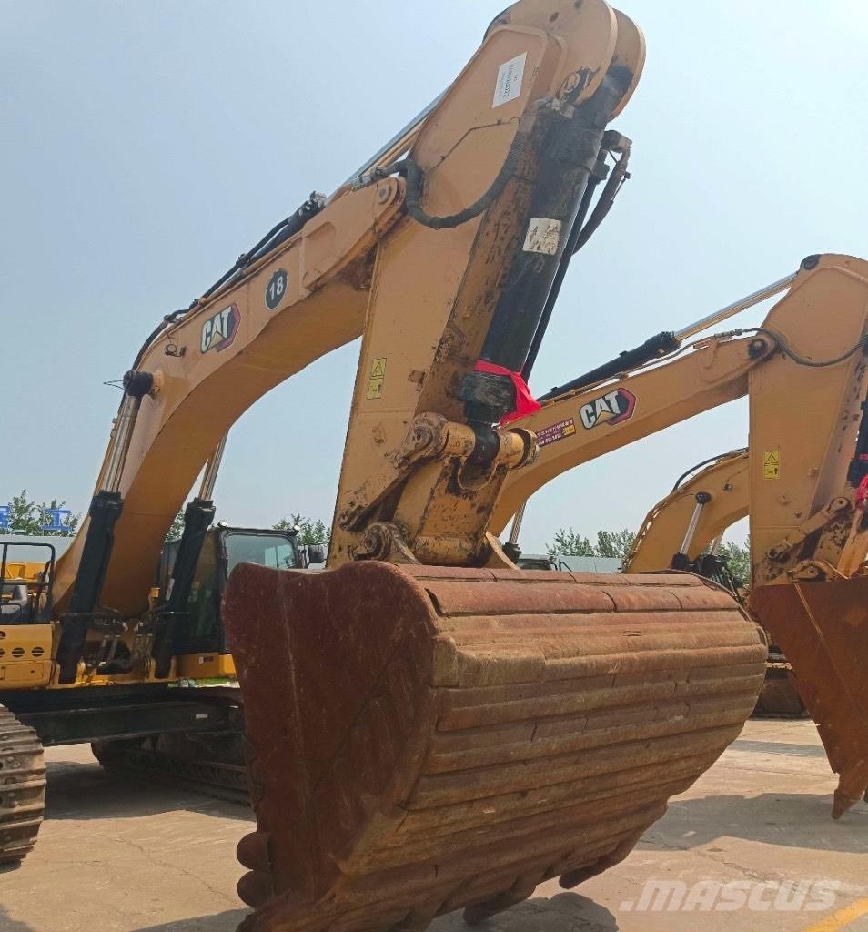 CAT 374 Rupsgraafmachines