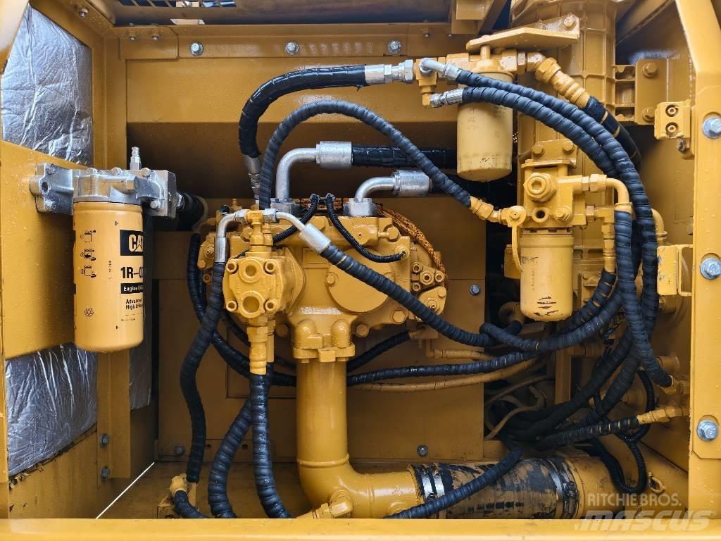 CAT 325 C Rupsgraafmachines