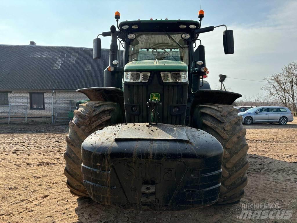 John Deere 7310R Tractoren