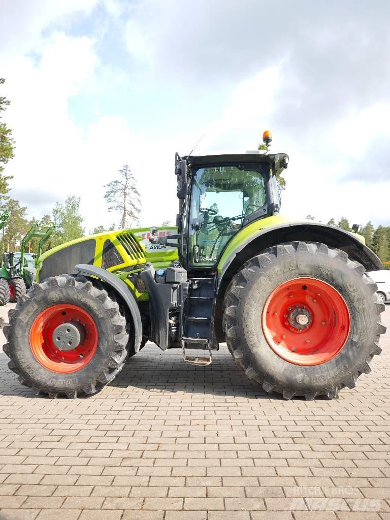 CLAAS Axion 940 Tractoren