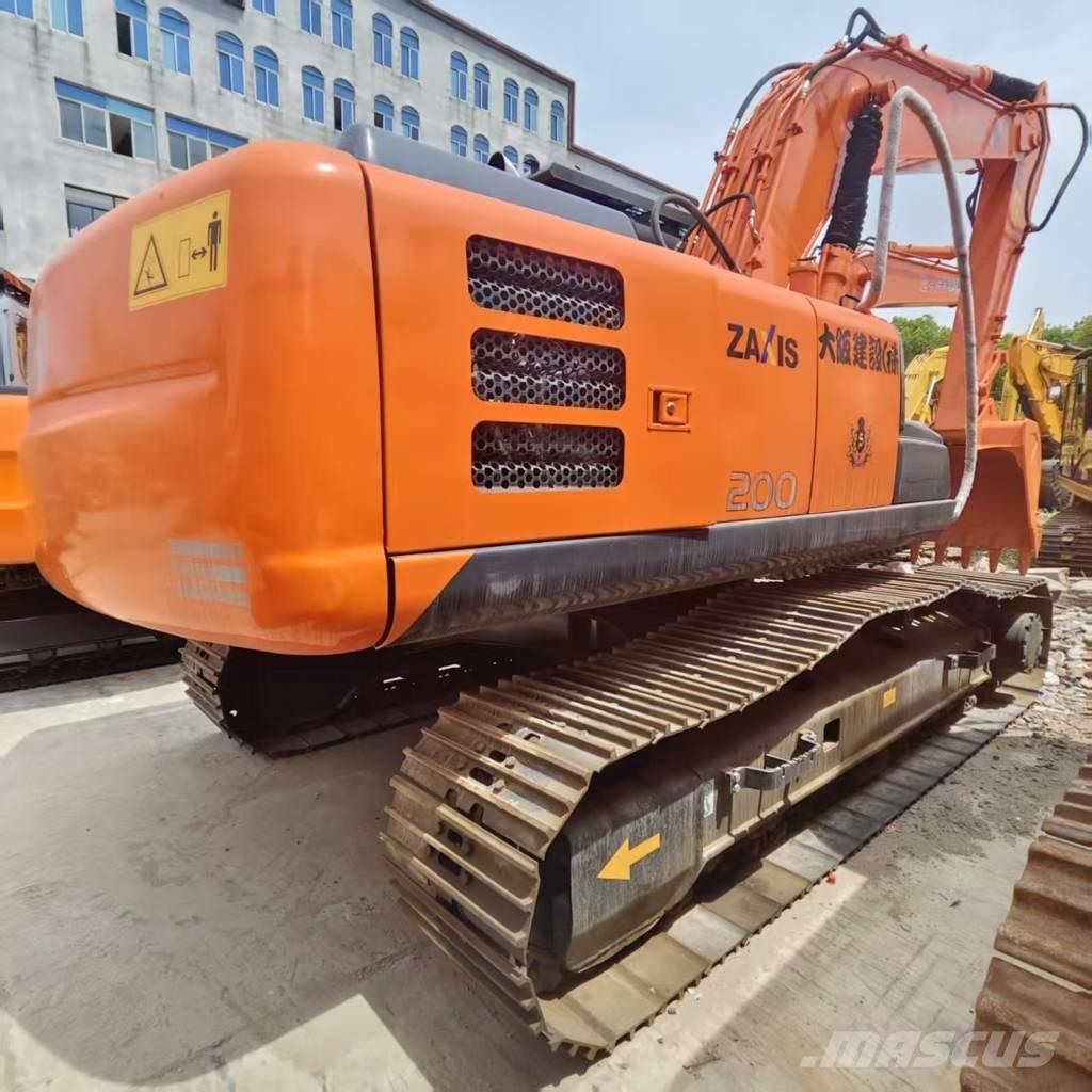 Hitachi ZX 200 Rupsgraafmachines