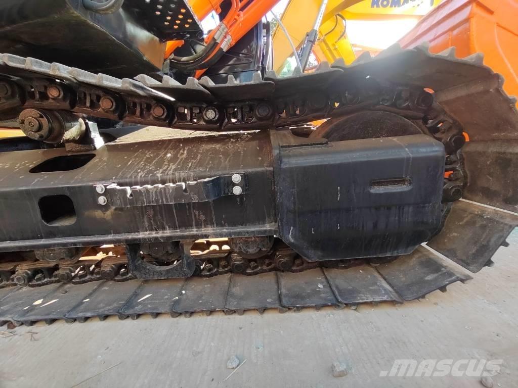 Hitachi ZX 200 Rupsgraafmachines