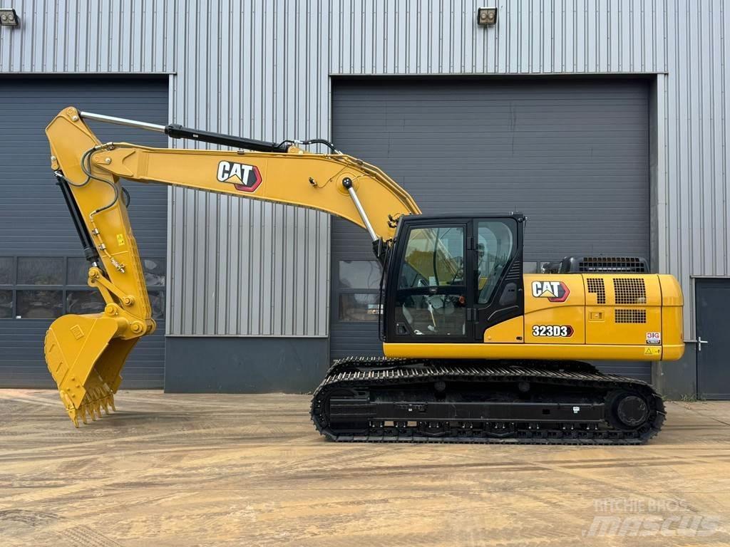CAT 323D3 Rupsgraafmachines
