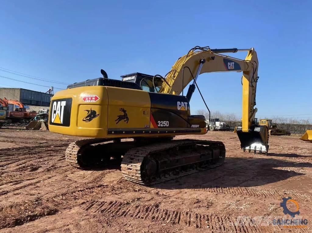 CAT 325 D Rupsgraafmachines
