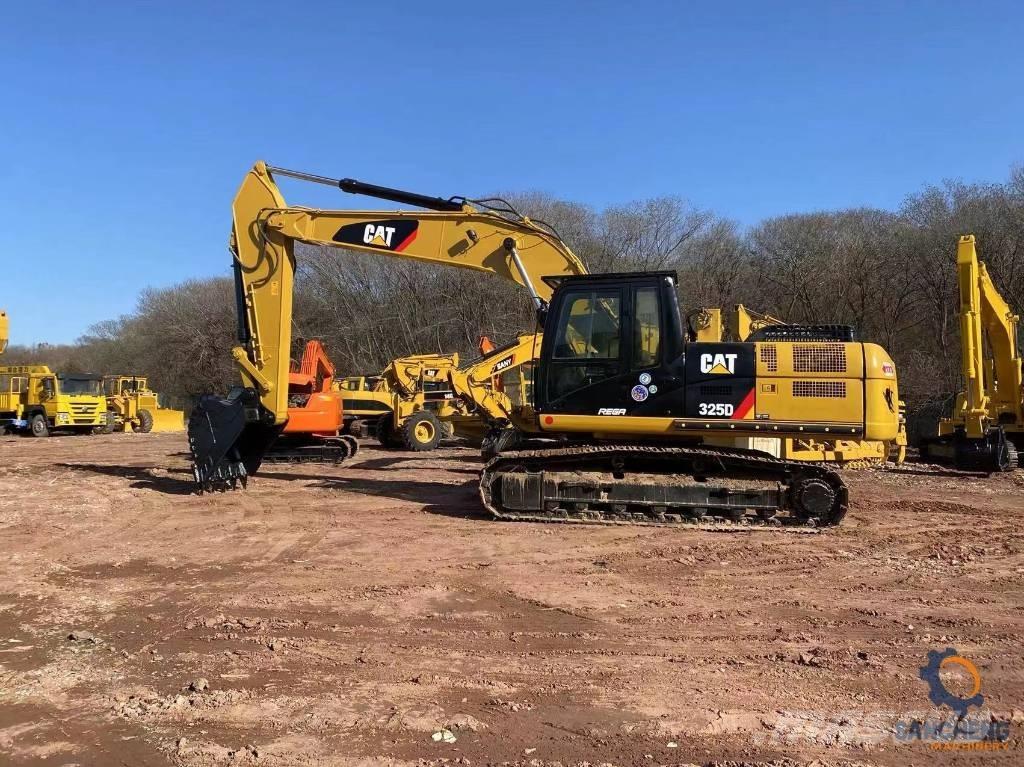 CAT 325 D Rupsgraafmachines
