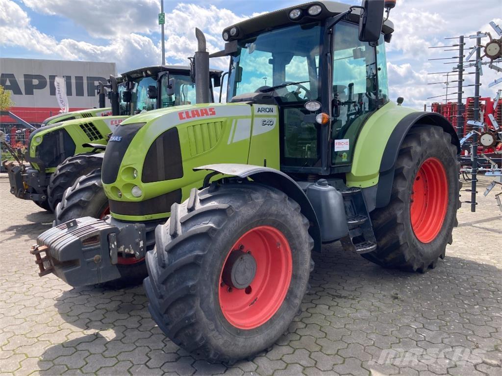 CLAAS Arion 640 Tractoren