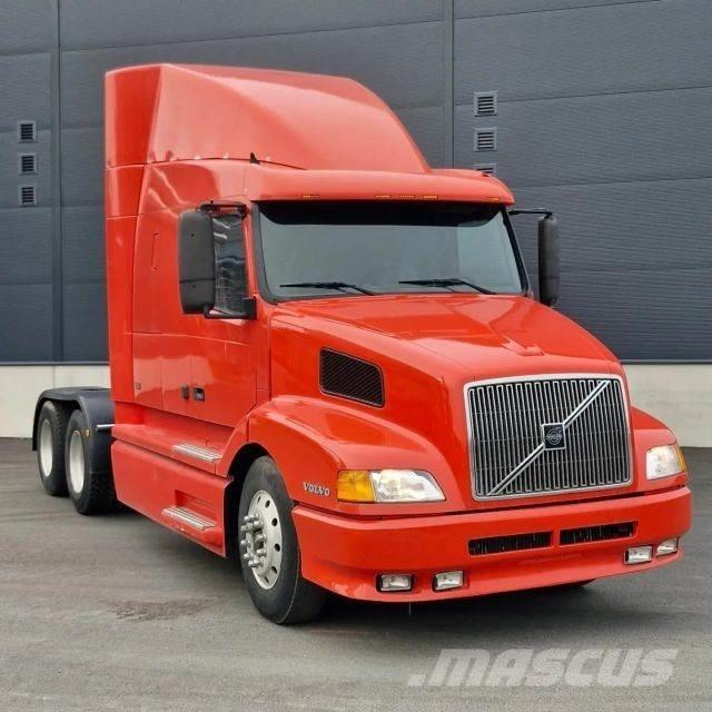 Volvo VNL-4 Trekkers