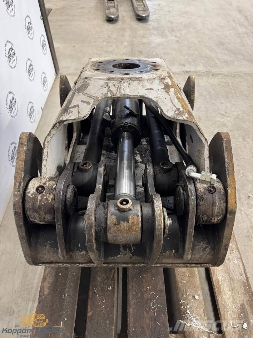 Valmet / Komatsu G36 Grijpers