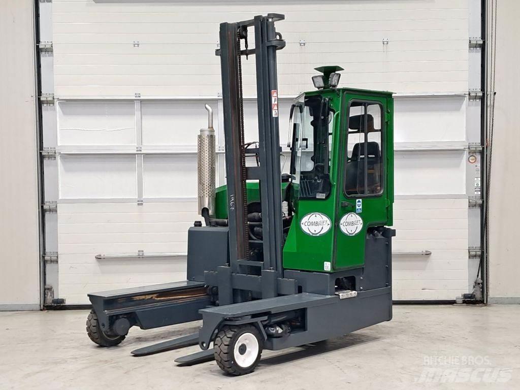 Combilift C3000 Zijlader