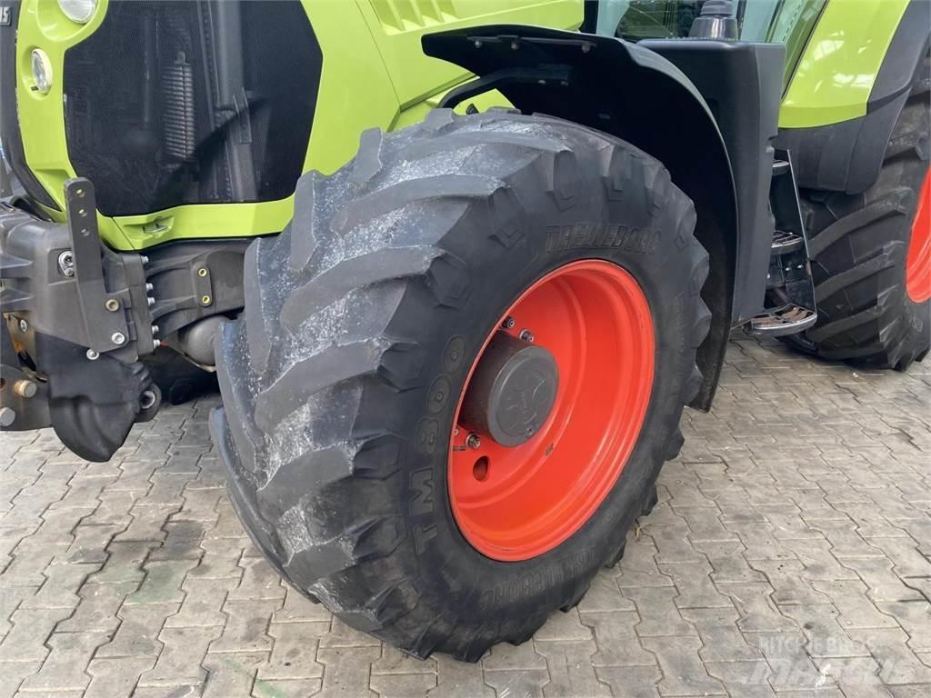 CLAAS Arion 640 Tractoren