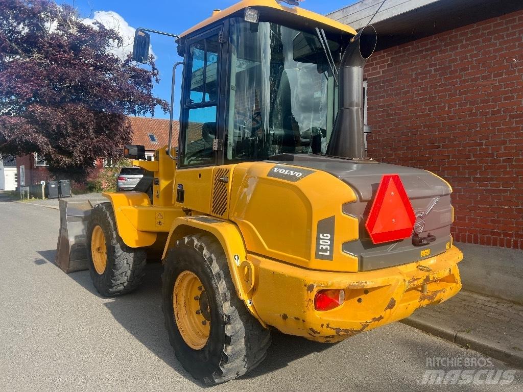 Volvo L 30 G Wielladers