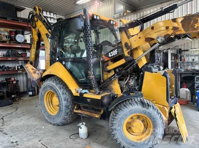 CAT 430 F IT Graaf-laadcombinaties