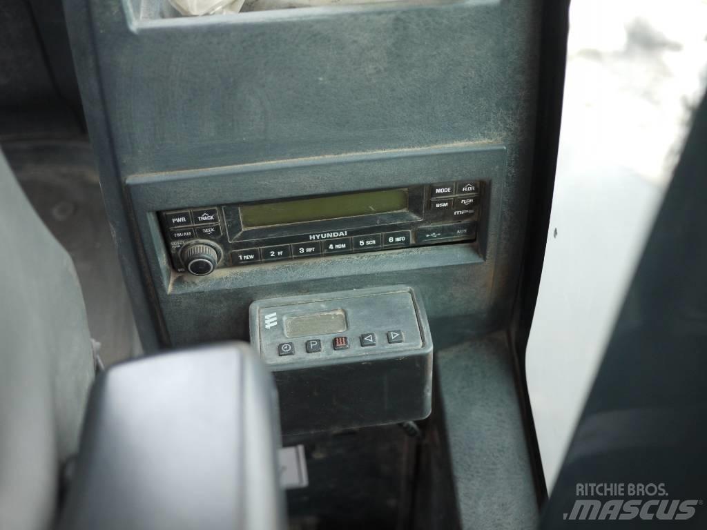 Hyundai R 380 LC-9 Rupsgraafmachines