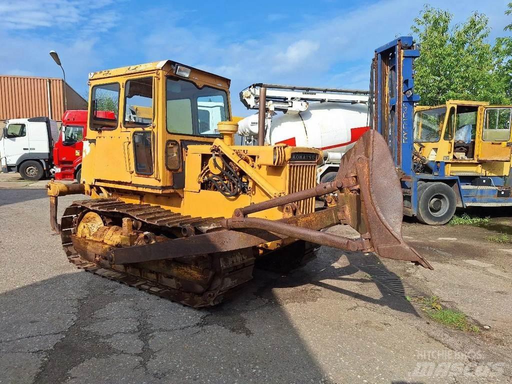 Komatsu D45-1 Rupsdozers