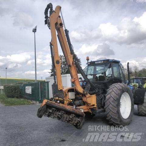 Rousseau FULGOR 850 Klepelmaaiers