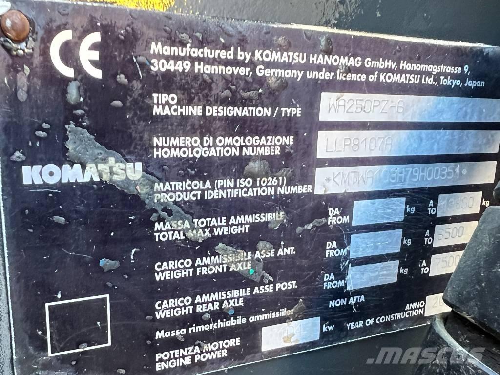 Komatsu WA 250 PZ-6 Wielladers