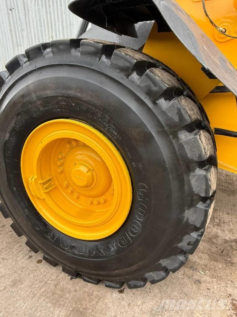Volvo L 110 H Wielladers