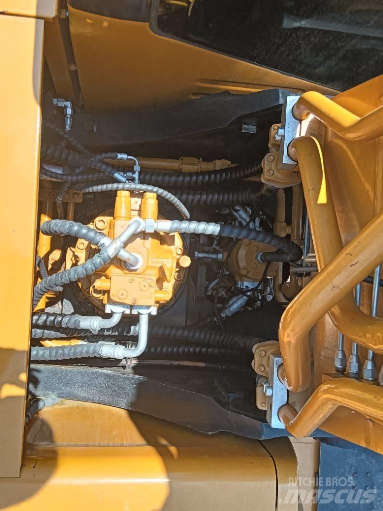 Sany SY 215 C Rupsgraafmachines