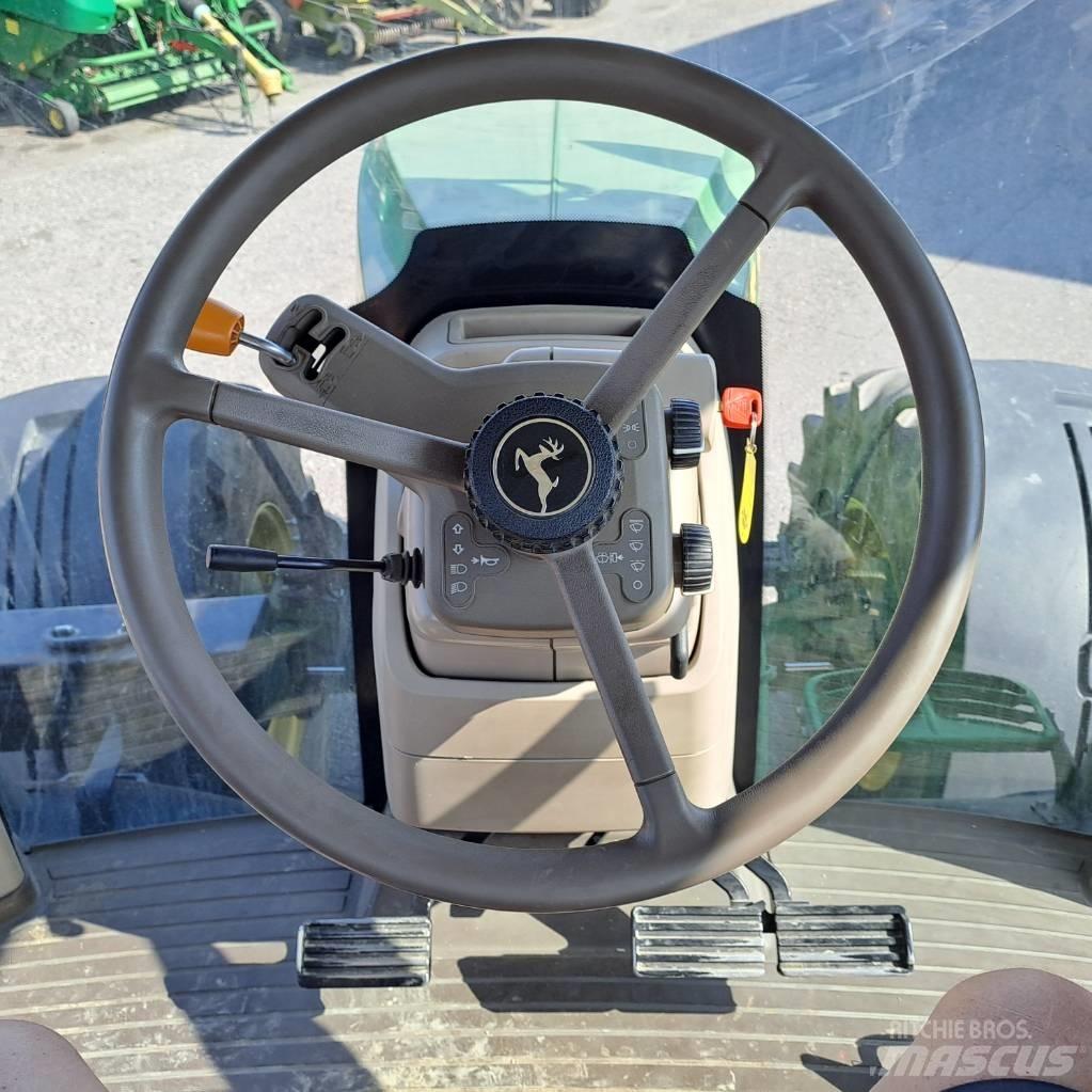 John Deere 7310 R Tractoren