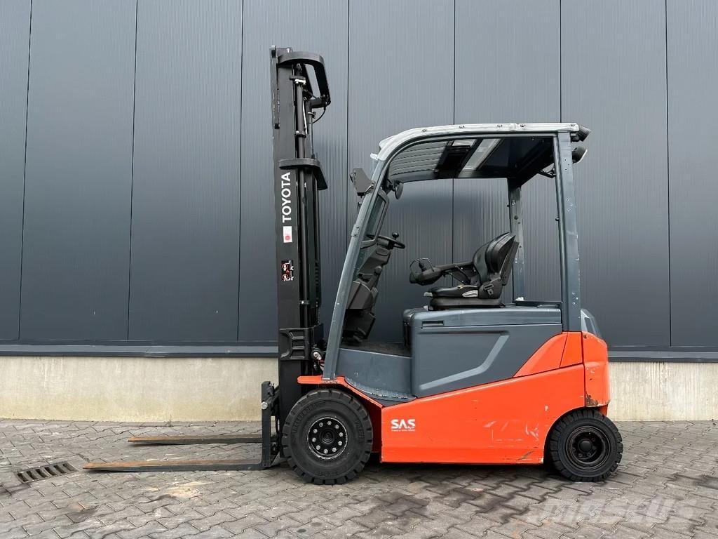 Toyota 8FBMKT25 Elektrische heftrucks