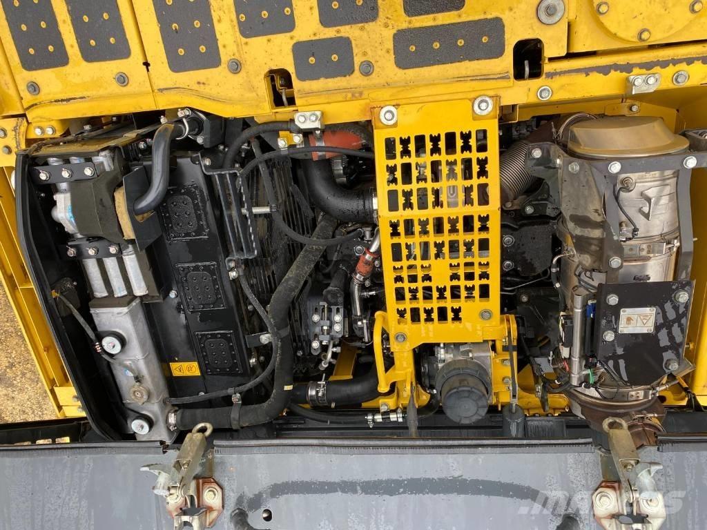 Komatsu PC 240 LC Long Reach Graafmachines