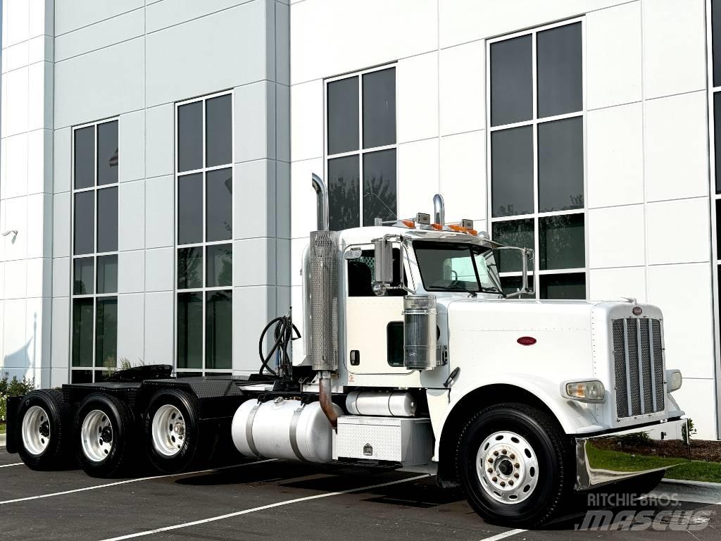 Peterbilt 388 Trekkers