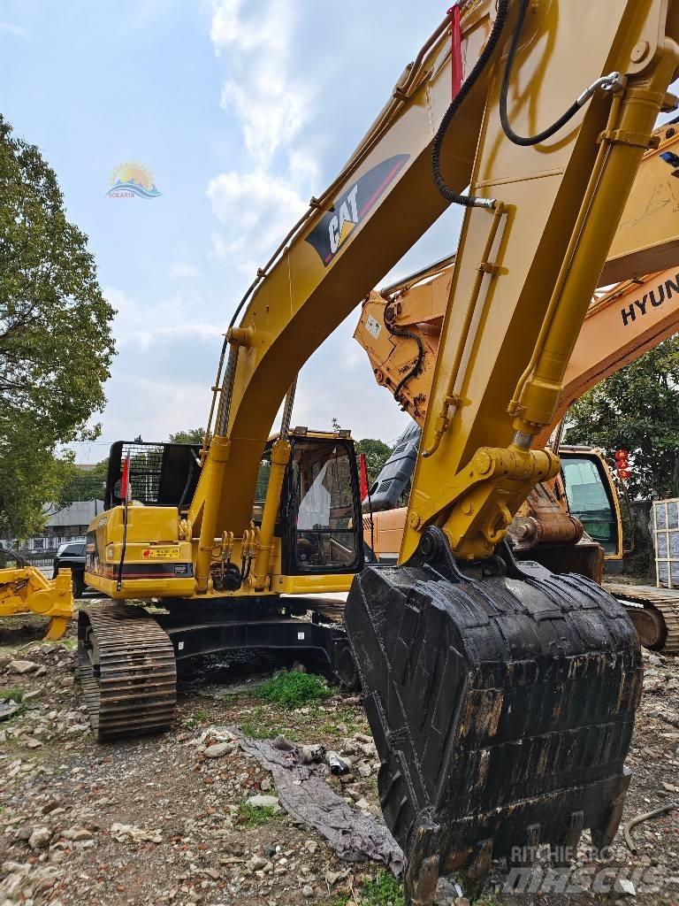 CAT 325 B Rupsgraafmachines