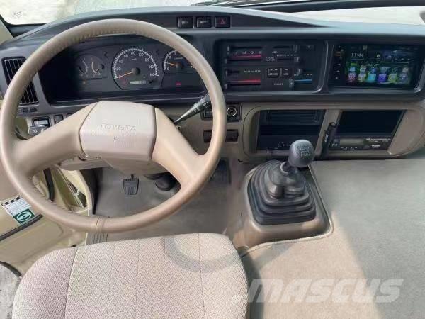 Toyota Coaster Bus Minibussen