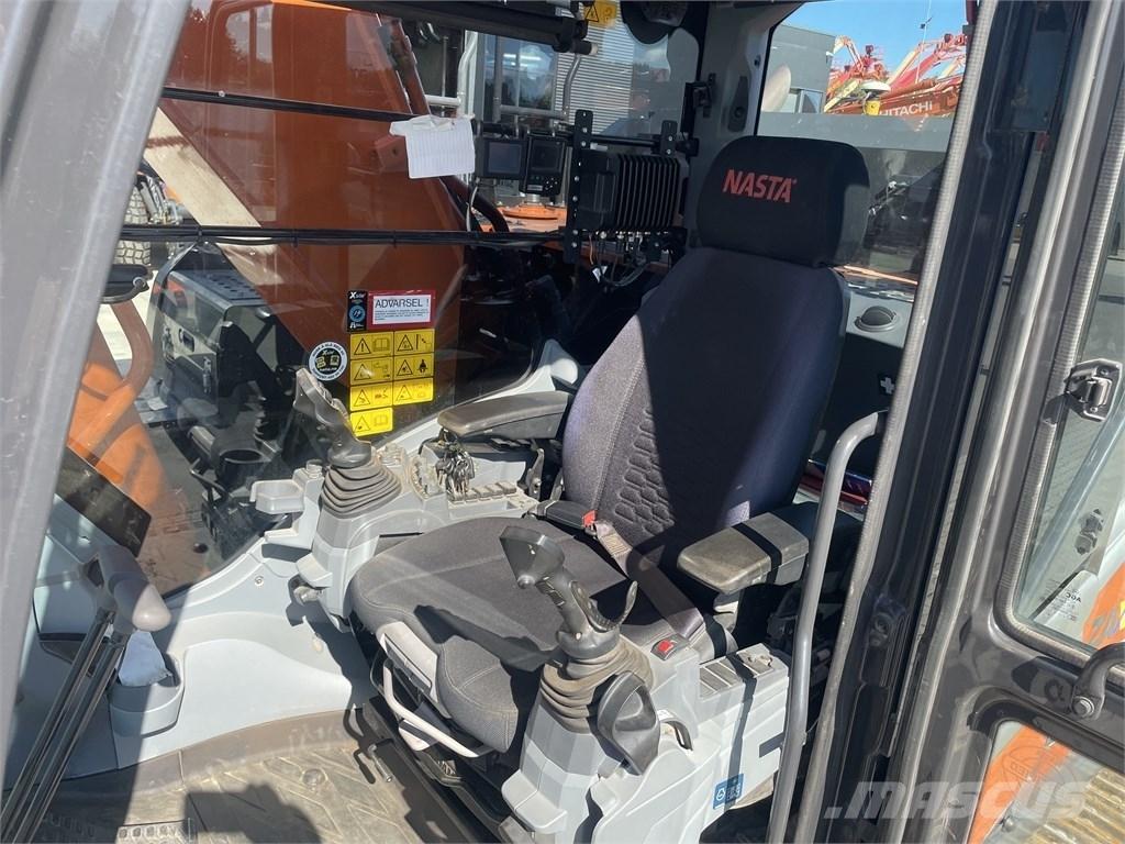 Hitachi ZX 300 LC-7 Rupsgraafmachines