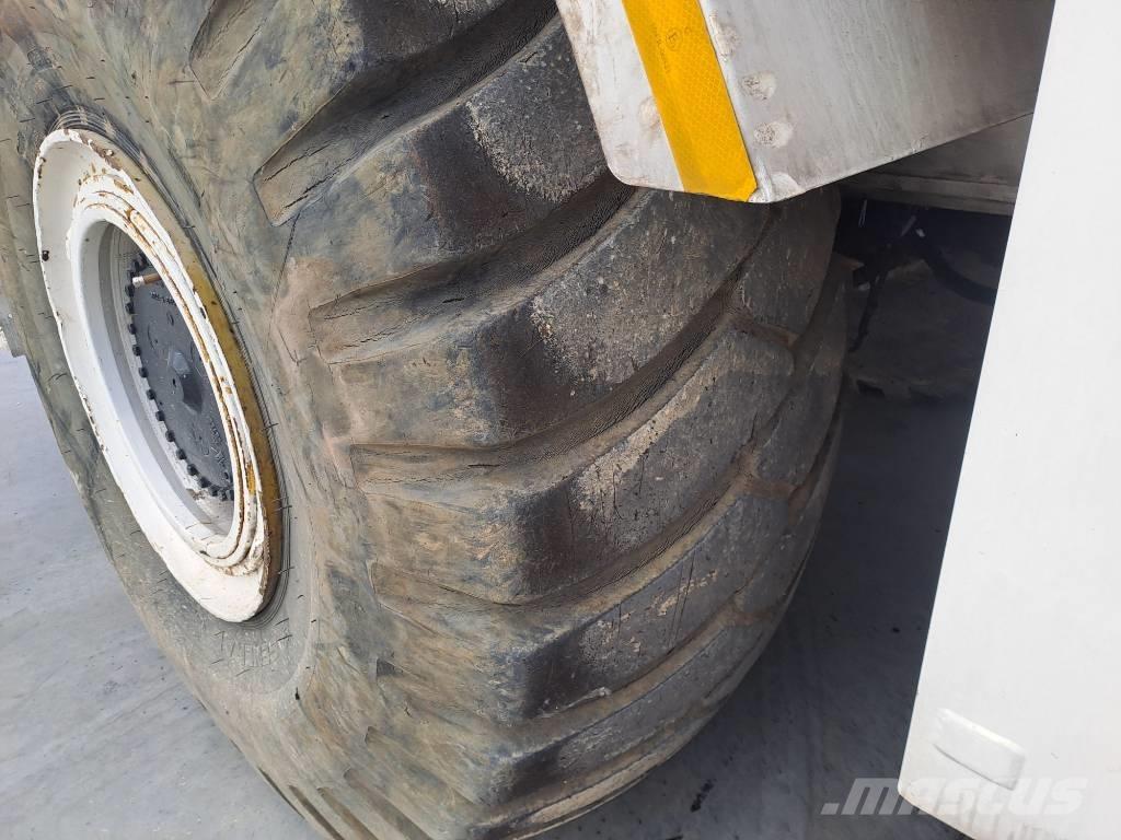 Grove RT890E Ruw terrein kranen