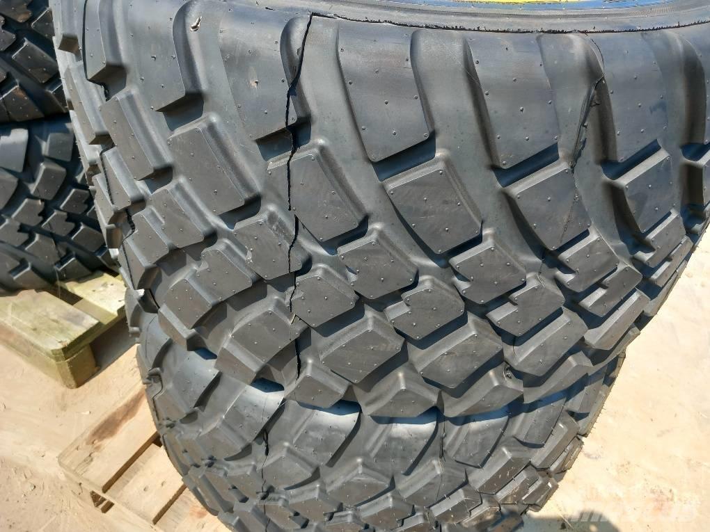 Barkley 500/45R22.5 Banden, wielen en velgen