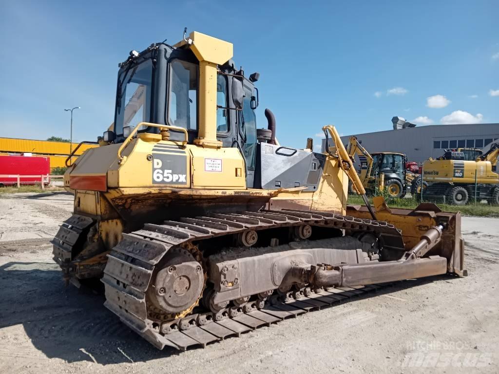 Komatsu D 65 PX-15 Rupsdozers
