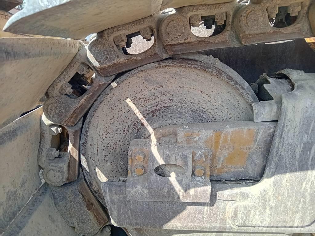 Komatsu D 65 PX-15 Rupsdozers