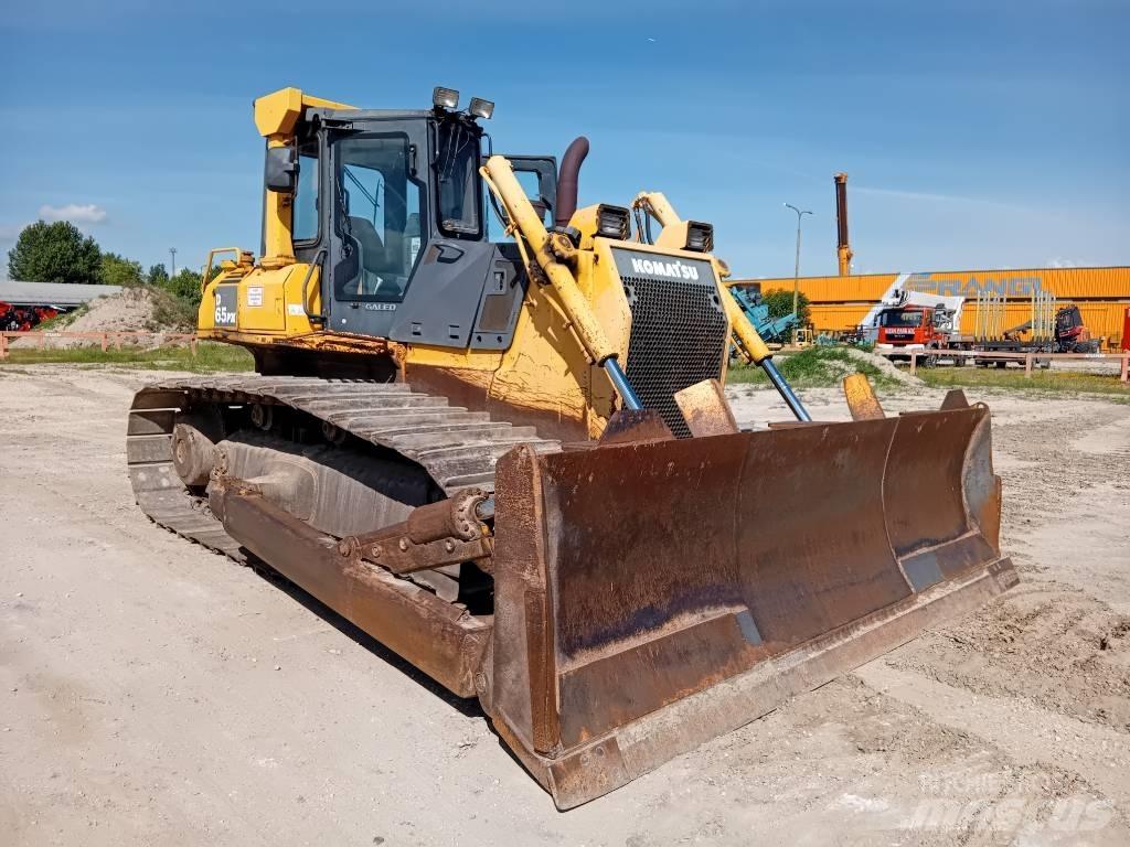 Komatsu D 65 PX-15 Rupsdozers