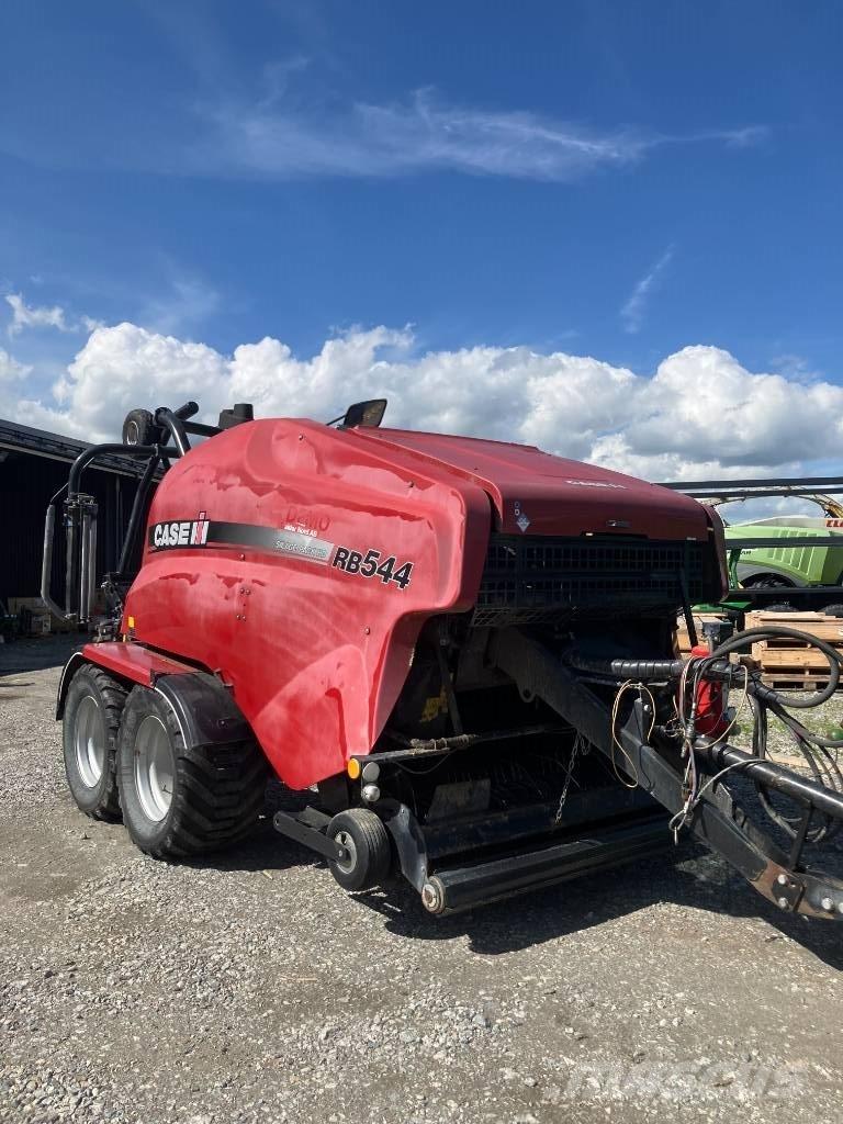 Case IH RB 544 Ronde-balenpersen