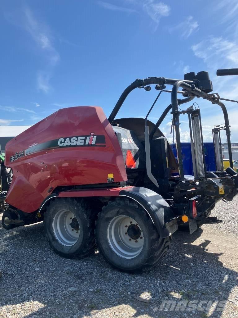 Case IH RB 544 Ronde-balenpersen