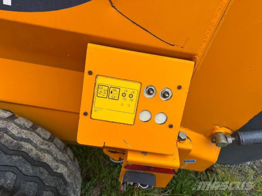 Lucas Castor+ 30R Balenhakselaars, -snijders en -afwikkelaars