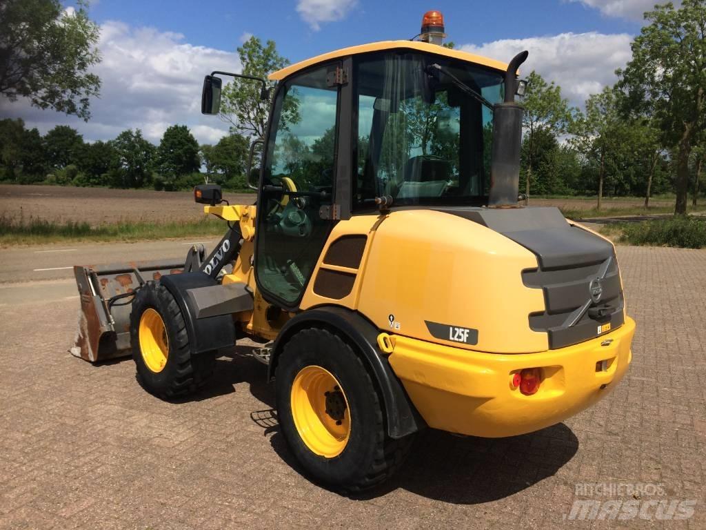 Volvo L 25 F Wielladers