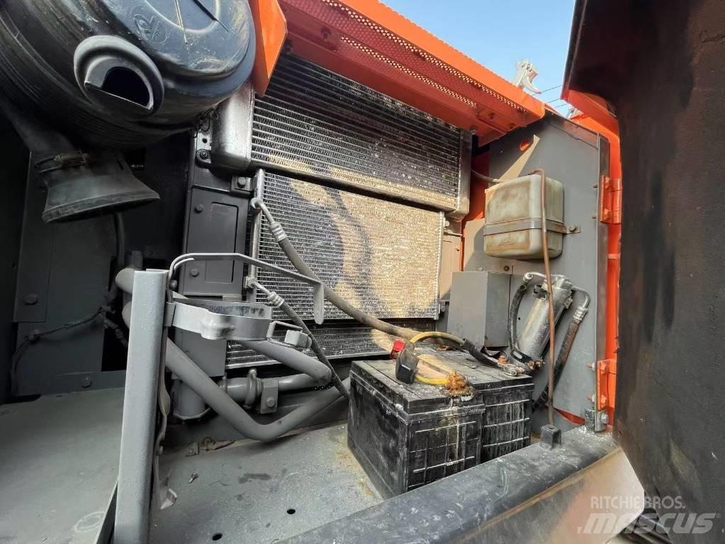 Hitachi ZX 160 LC Rupsgraafmachines