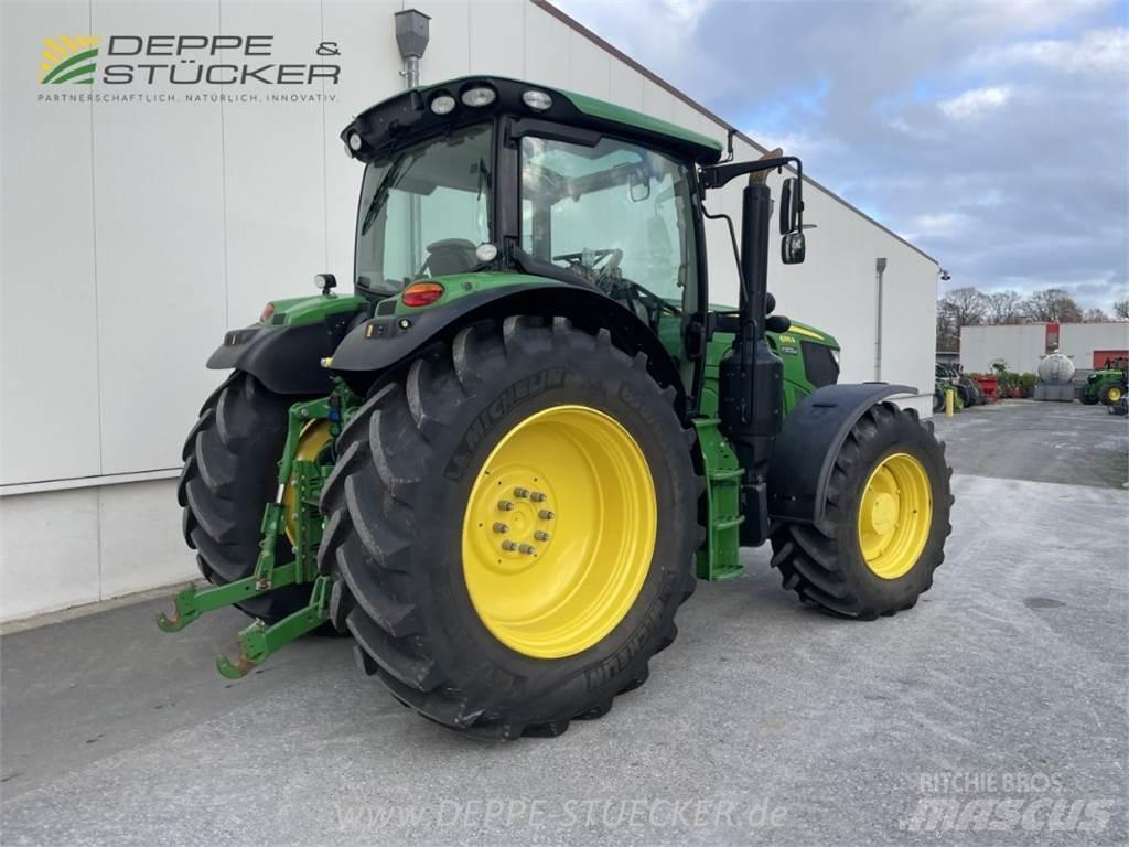John Deere 6155R Tractoren
