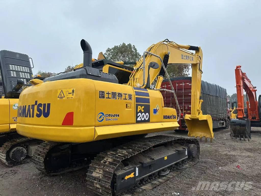 Komatsu PC 200 Rupsgraafmachines