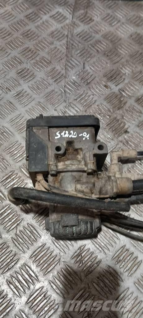 Scania G 400   1879275 Remmen