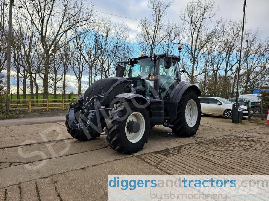 Valtra T 154 Tractoren
