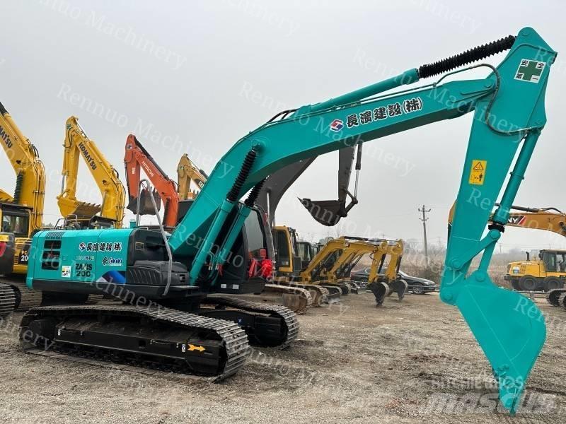 Hitachi ZX 200 Rupsgraafmachines
