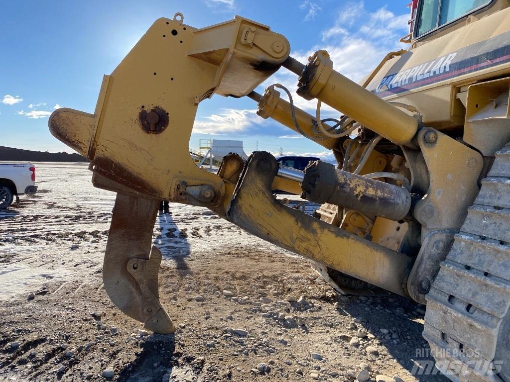CAT D9L Rupsdozers