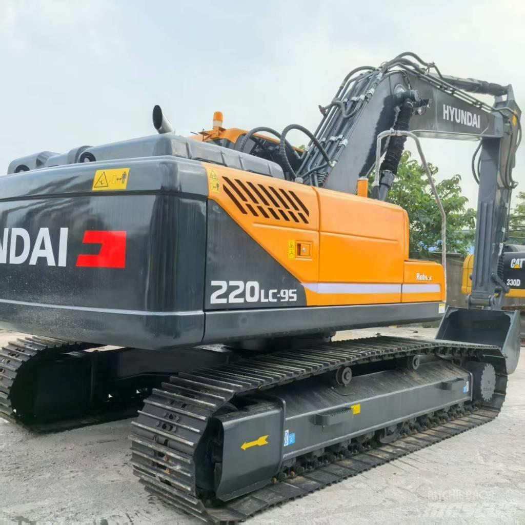 Hyundai R220LC-9S Midigraafmachines 7t - 12t